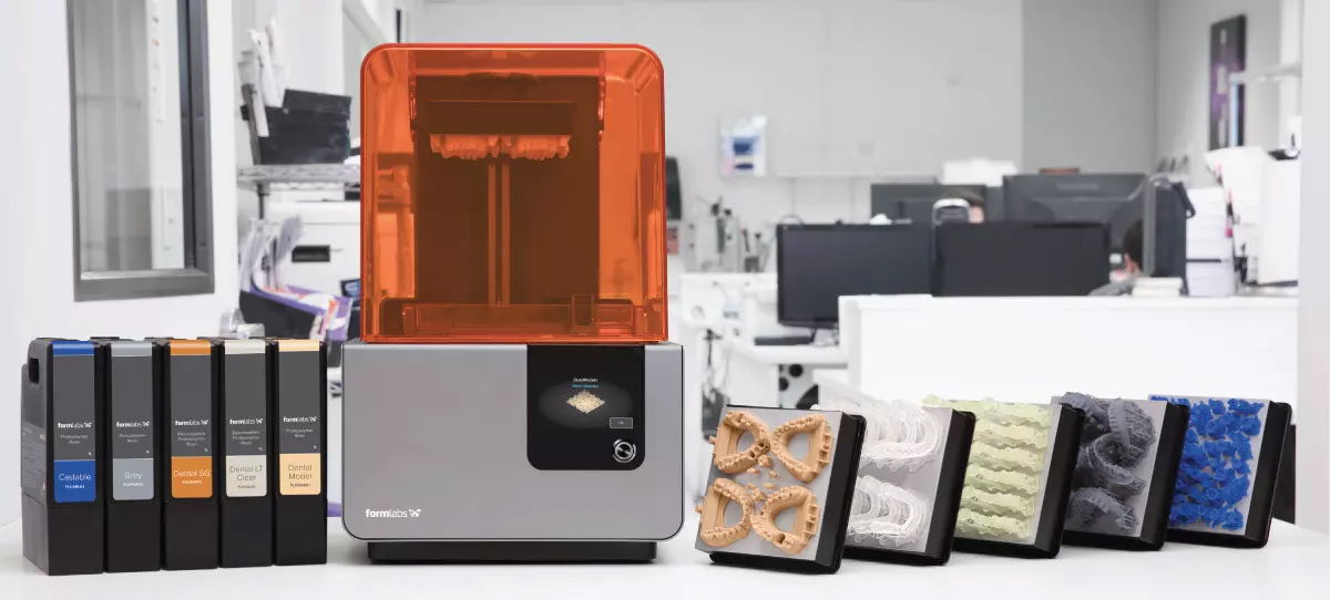 Stampante 3D FORMLABS FORM 2